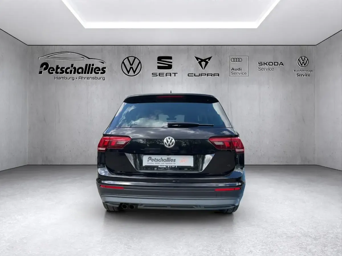 Gebraucht VW Tiguan Comfortline 150 PS (110 kW) 2017 Schwarz SUV