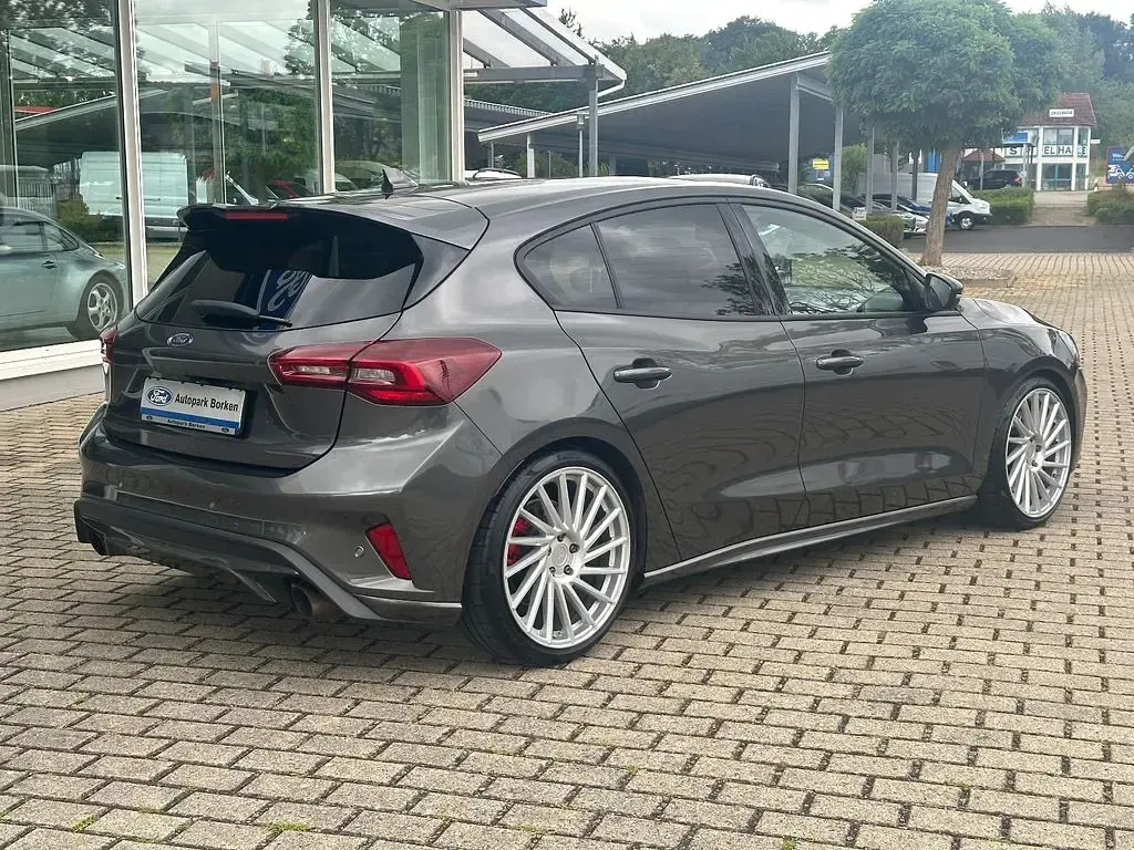 Gebraucht Ford Focus ST 280 PS (205 kW) 2024 Magnetic Limousine