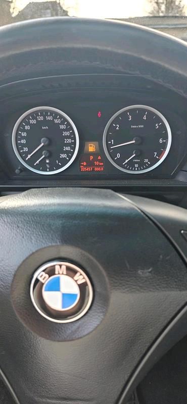 Gebraucht BMW 520 170 PS (125 kW) 2005 Grau Limousine