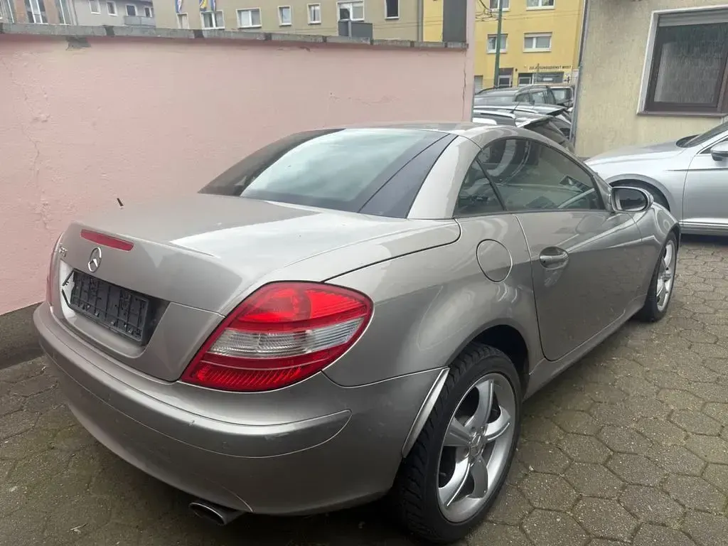 Gebraucht Mercedes SLK350 272 PS (200 kW) 2004 Grau Cabrio