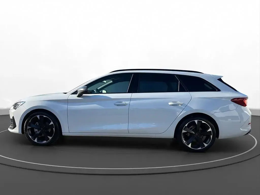 Używany Cupra Leon 150 KM (110 kW) 2024 Biały Kombi