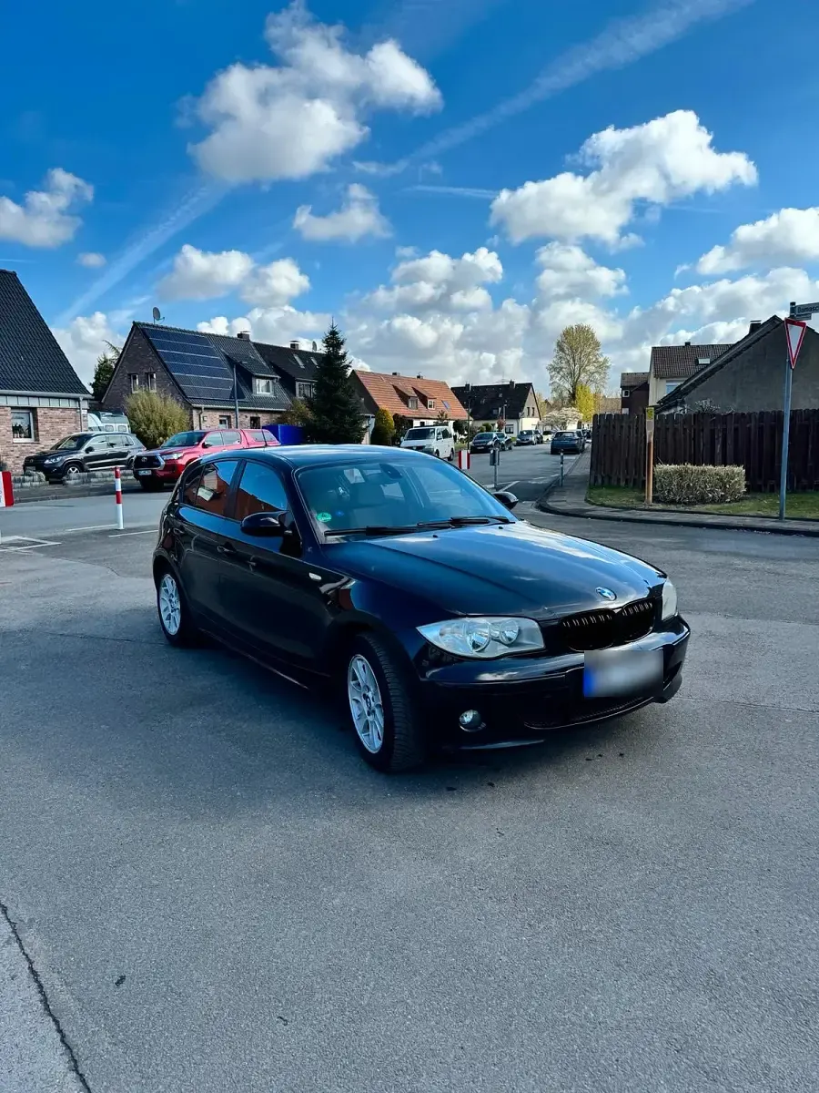 Gebraucht BMW 120 163 PS (119 kW) 2006 Schwarz Kleinwagen