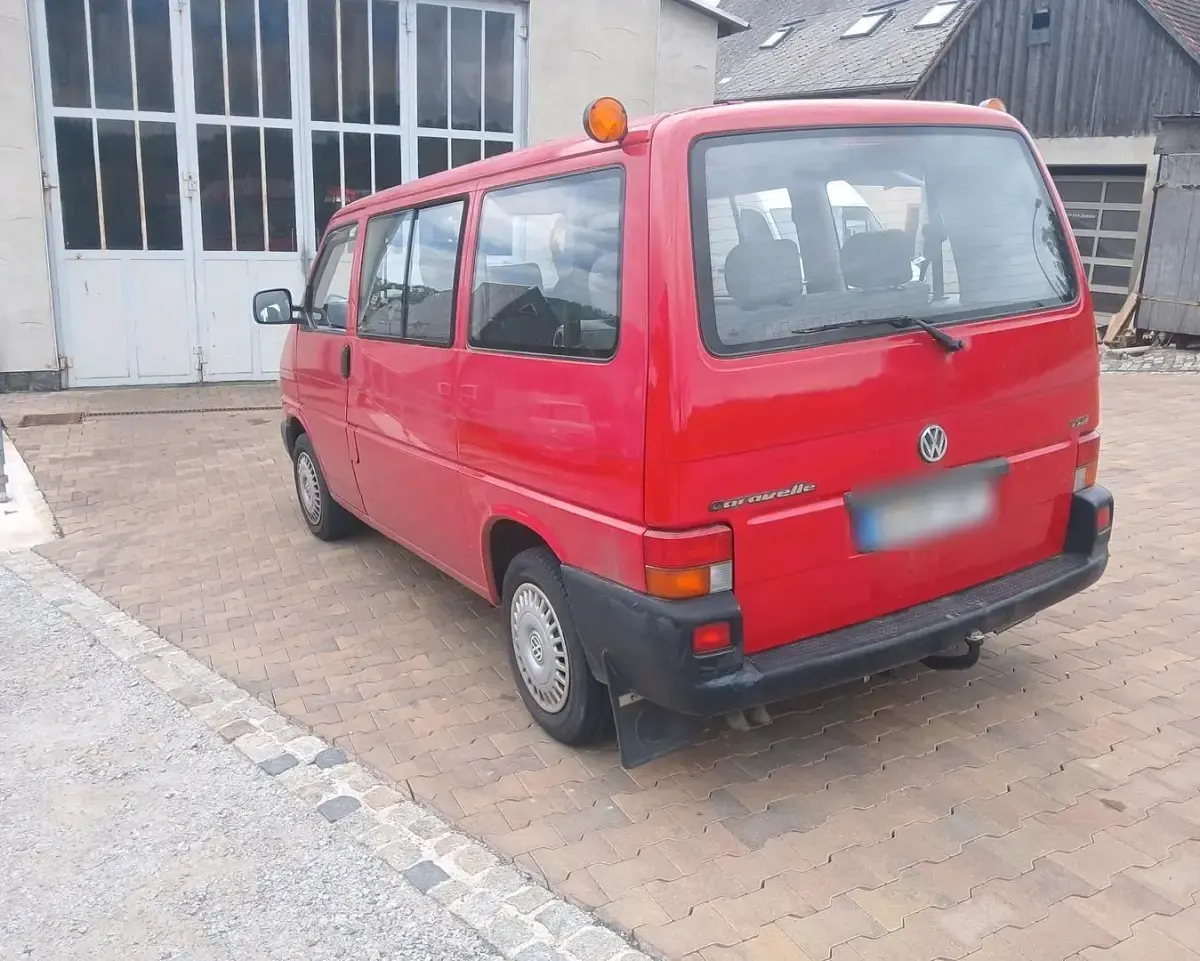 Gebraucht VW T4 102 PS (75 kW) 1996 Rot Van