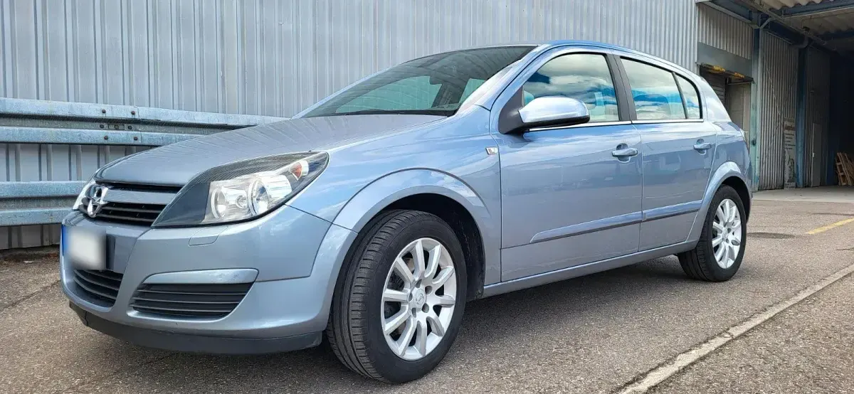 Gebraucht Opel Astra 125 PS (91 kW) 2004 Blau Limousine