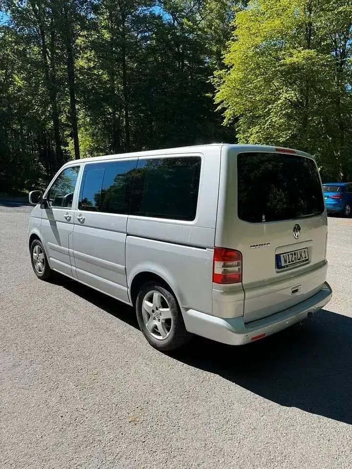 Gebraucht VW T5 Trendline 174 PS (127 kW) 2004 Silber Van
