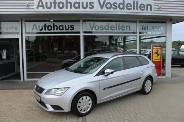 Silber metallic Gebraucht 2016 Seat Leon ST Reference Kombi | 10.900 € (Guter Preis) - Bild 1/4