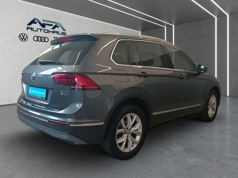 Gebraucht VW Tiguan Highline 150 PS (110 kW) 2016 Grau SUV