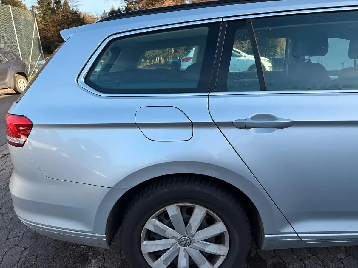 Gebraucht VW Passat 2019 Silber Kombi
