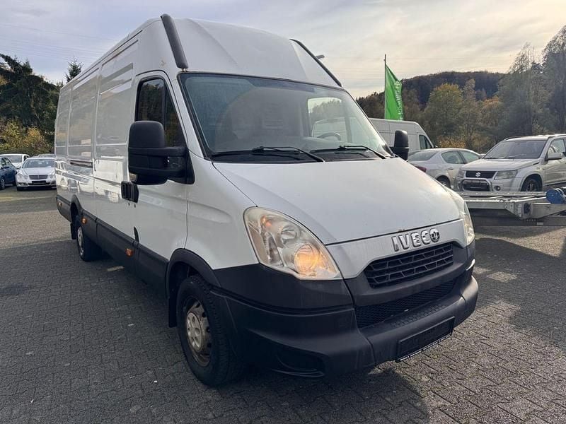 Weiß Gebraucht 2014 Iveco Daily Van / Kleinbus | 11.990 € - Bild 1/4