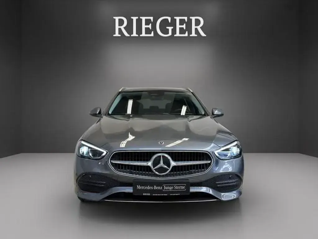 Gebraucht Mercedes C180 Avantgarde 170 PS (125 kW) 2025 Grau Kombi