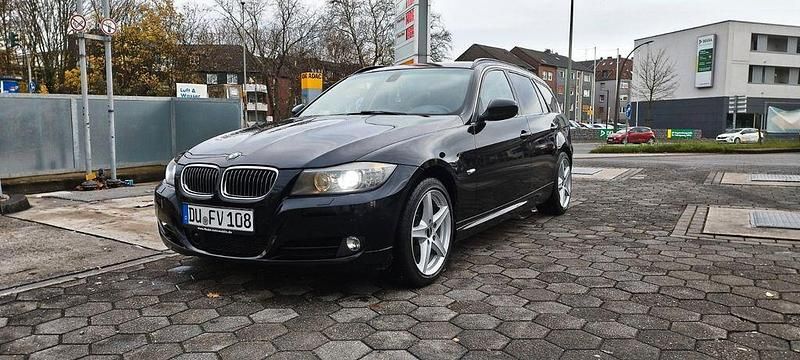 Gebraucht BMW 325 204 PS (150 kW) 2010 Schwarz Kombi