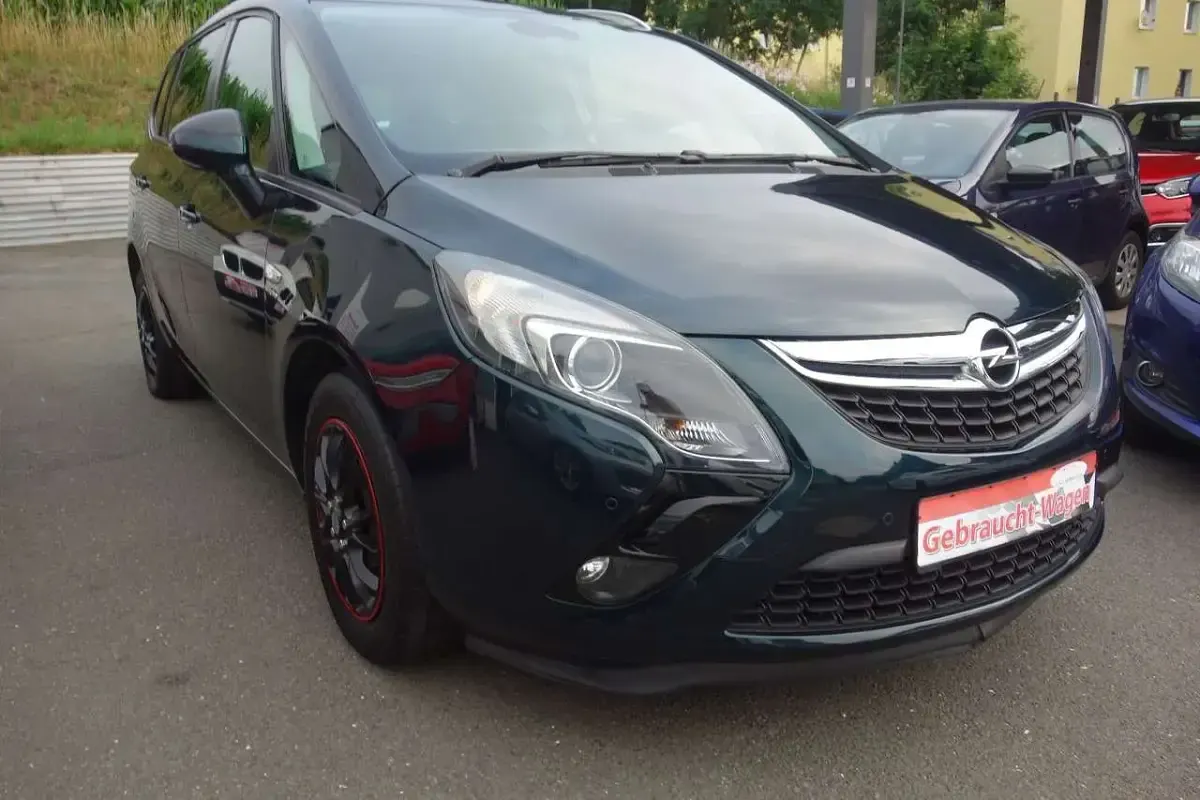 Gebraucht Opel Zafira Tourer Active 140 PS (102 kW) 2014 Grün Van / Kleinbus