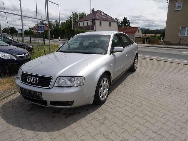 Lichtsilber metallic Gebraucht 2001 Audi A6 Sport Limousine | 4.999 € (Fairer Preis) - Bild 1/4