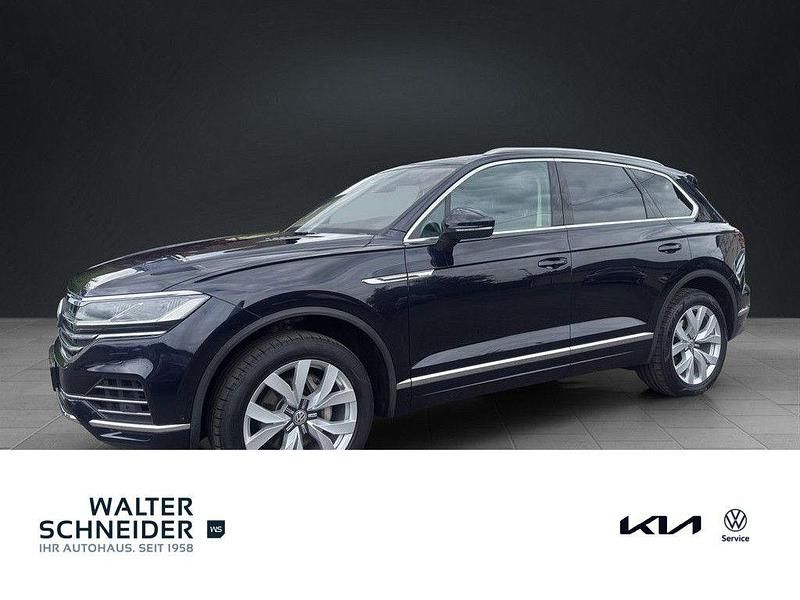 Moonlight blue perleffekt (metallic) Gebraucht 2020 VW Touareg Atmosphere SUV | 45.950 € (Guter Preis) - Bild 1/4