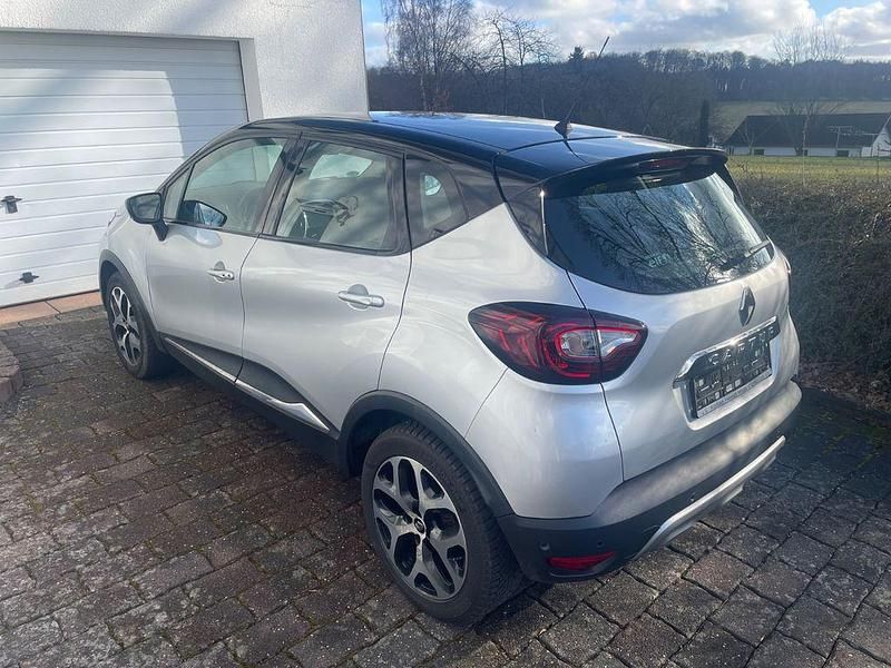 Gebraucht Renault Captur Intens 118 PS (86 kW) 2018 Silber SUV