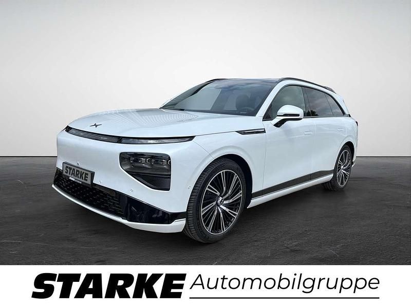 Weiß (arctic white) Gebraucht 2025 XPENG G9 AWD Performance SUV | 66.990 € (Fairer Preis) - Bild 1/4