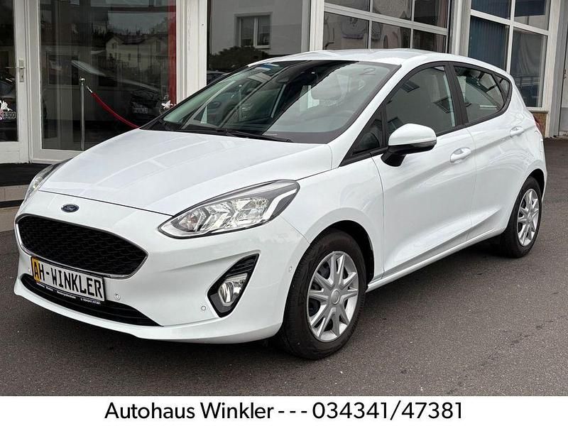 Frozen white Gebraucht 2021 Ford Fiesta Cool & Connect Kleinwagen | 13.290 € (Fairer Preis) - Bild 1/4
