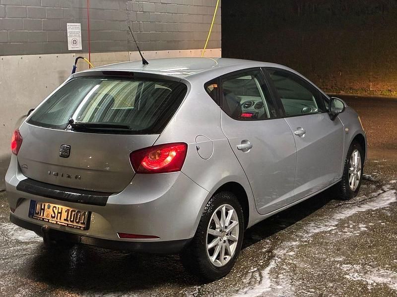 Gebraucht Seat Ibiza Style 105 PS (77 kW) 2011 Silber Limousine