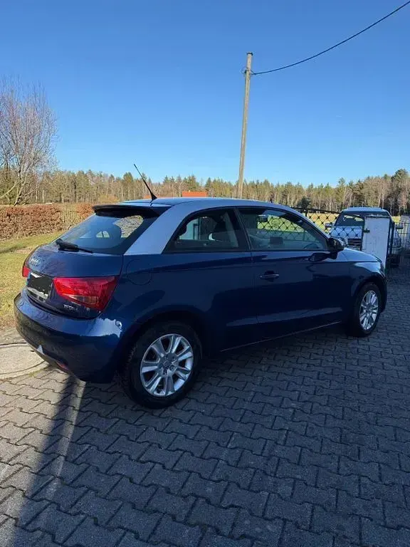 Brugt Audi A1 Attraction 86 HK (63 kW) 2011 Blå Hatchback