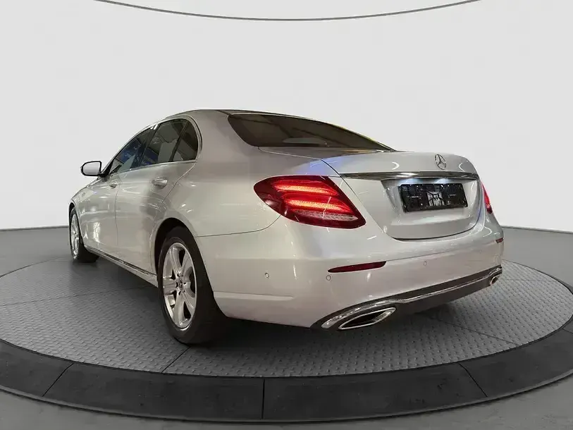 Occasion Mercedes E200 Avantgarde 184 ch (135 kW) 2018 Argent Berline