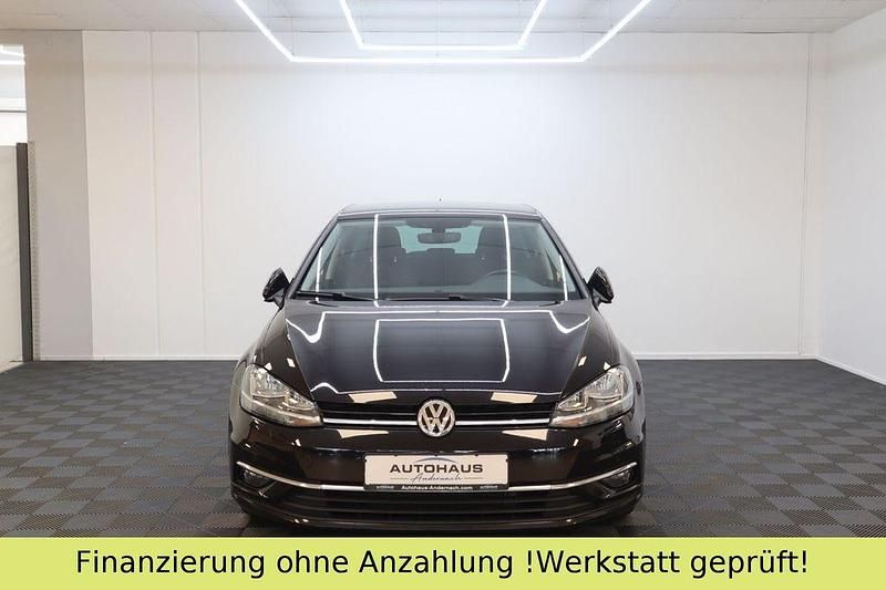 Schwarz Gebraucht 2018 VW Golf VII Highline Limousine | 16.790 € (Fairer Preis) - Bild 1/4