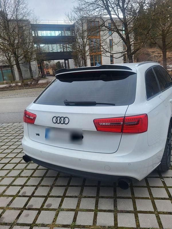 Gebraucht Audi A6 Basis 299 PS (219 kW) 2011 Weiß Kombi