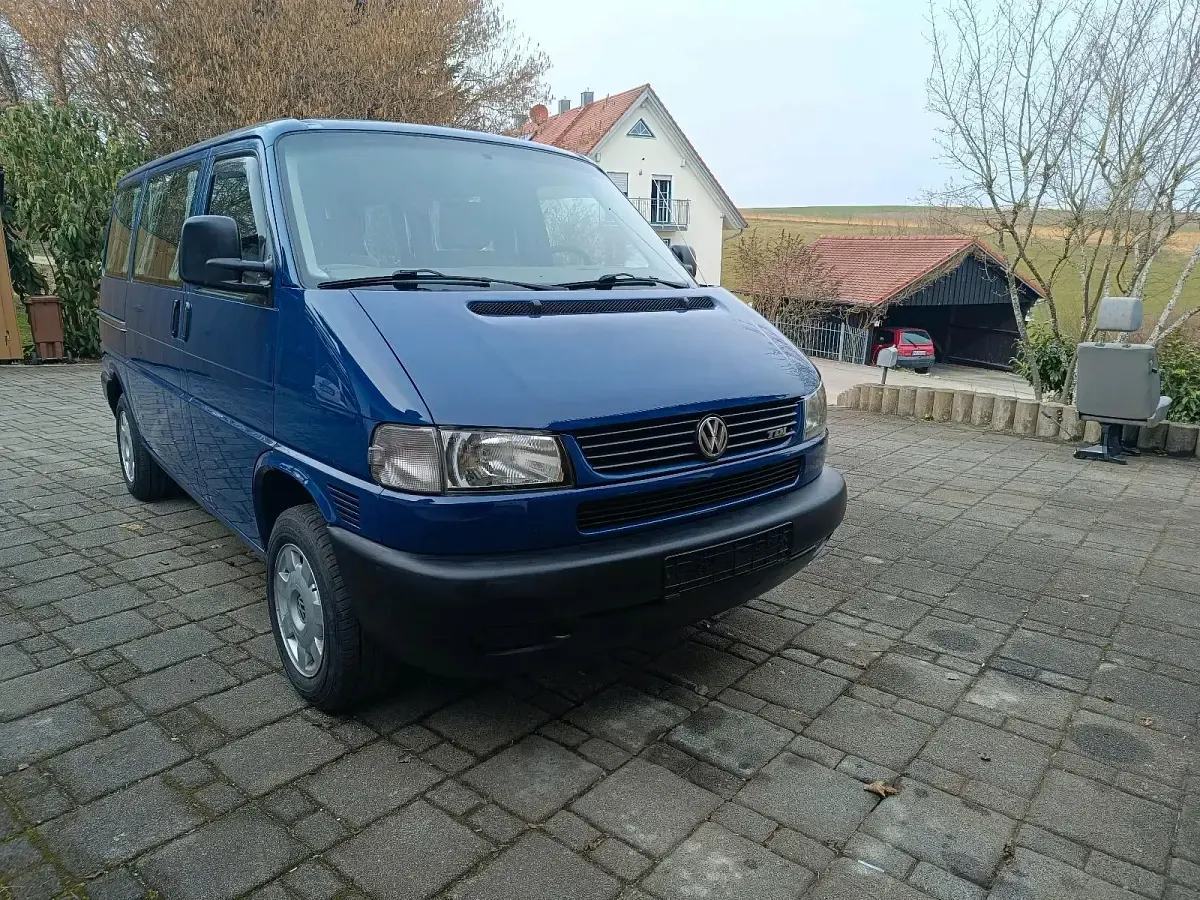 Usado VW T4 102 HP (75 kW) 2003 Azul Van
