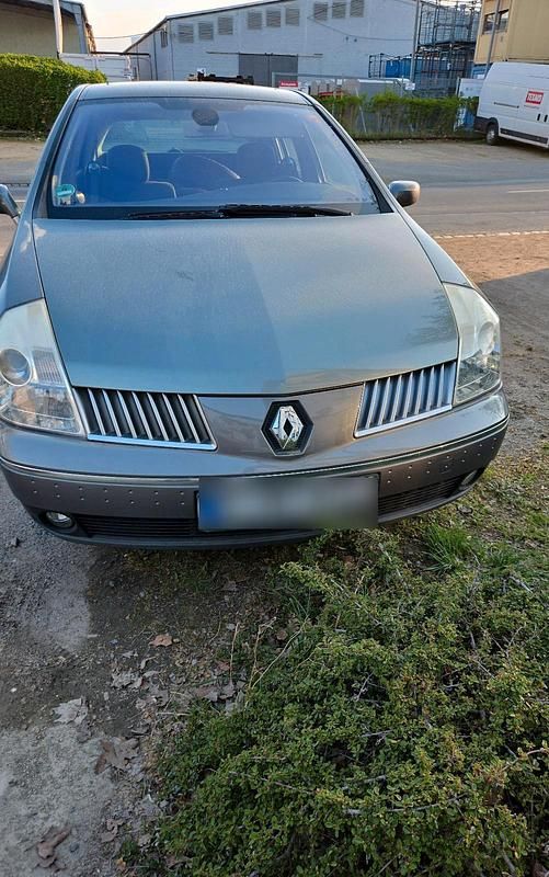 Używany Renault Vel Satis 163 KM (119 kW) 2003 Srebrny Hatchback