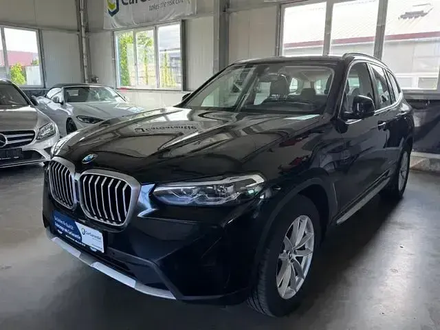Gebraucht BMW X3 Sport Line 190 PS (139 kW) 2022 Schwarz SUV