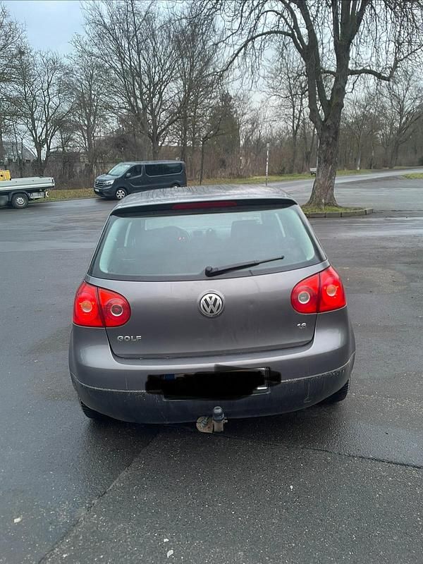 Gebraucht VW Golf V 102 PS (75 kW) 2005 Kleinwagen
