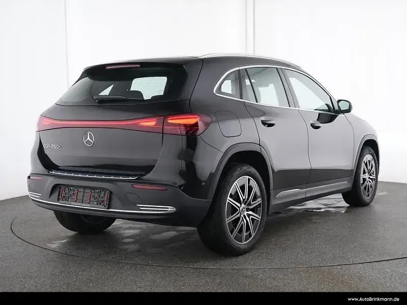 Gebraucht Mercedes EQA250+ AMG 139 kW (190 PS) 2025 Schwarz SUV