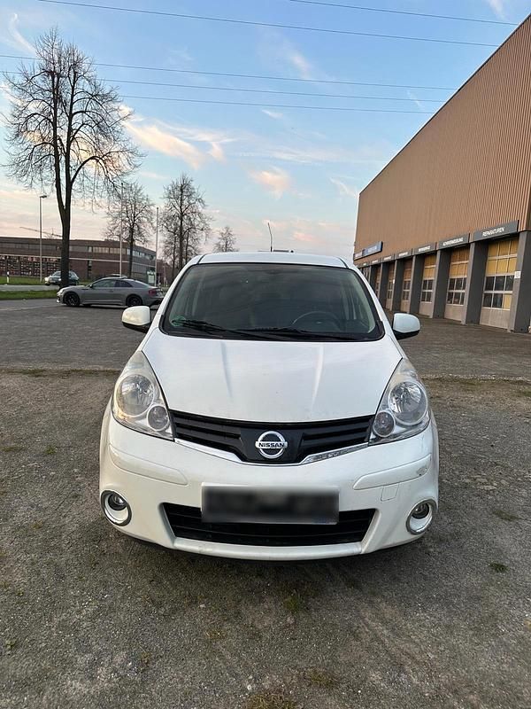 Gebraucht Nissan Note 90 PS (66 kW) 2012 Weiß Kleinwagen