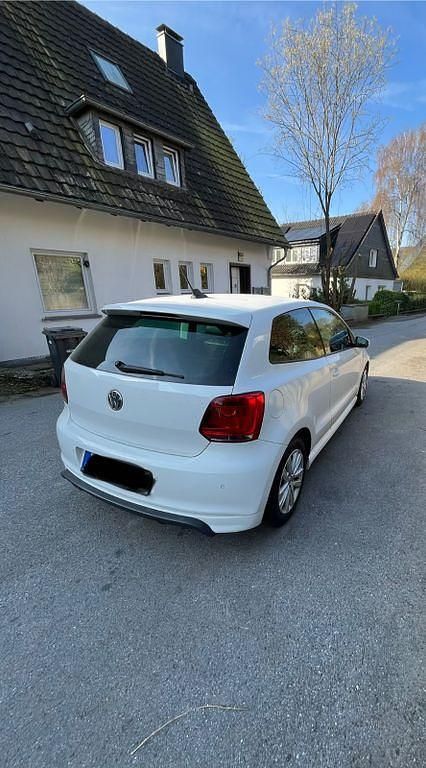 Gebraucht VW Polo Highline 105 PS (77 kW) 2011 Weiß Kleinwagen