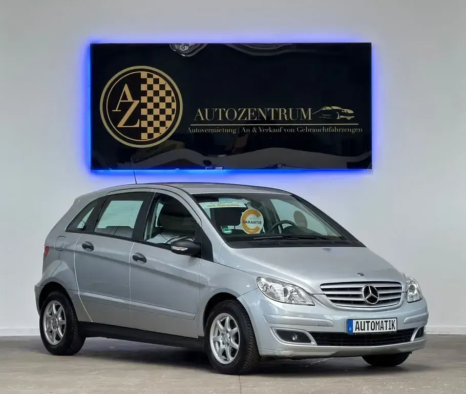 Używany Mercedes B170 116 KM (85 kW) 2007 Srebrny Minivan