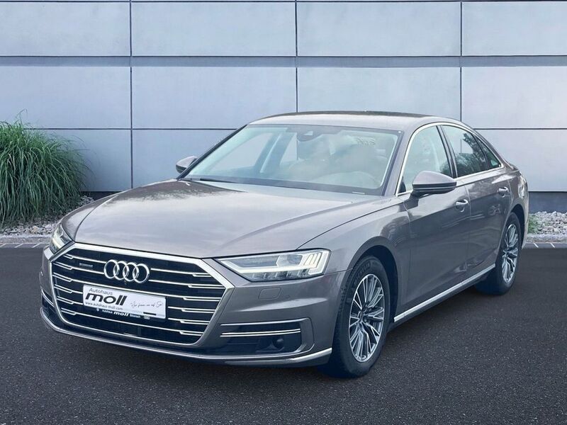 Grau Gebraucht 2021 Audi A8 Performance Limousine | 45.590 € (Superpreis) - Bild 1/4