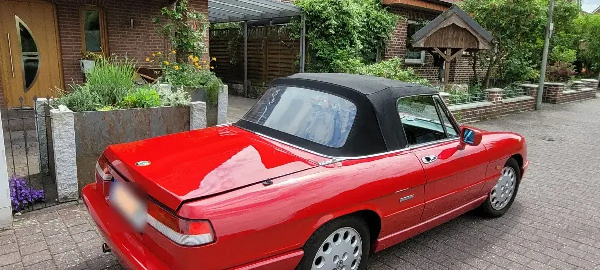 Gebraucht Alfa Romeo Spider 120 PS (88 kW) 1990 Rot Cabrio