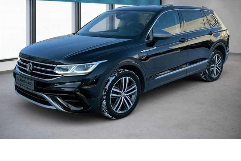 Gebraucht VW Tiguan Allspace Elegance 150 PS (110 kW) 2023 Schwarz SUV