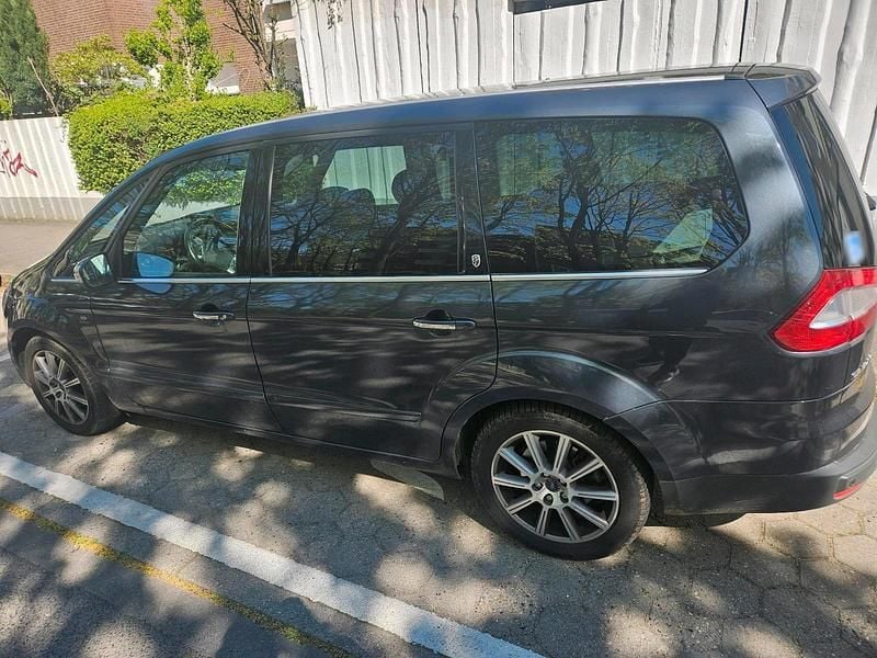 Gebraucht Ford Galaxy Ghia 170 PS (125 kW) 2007 Grau Van / Kleinbus
