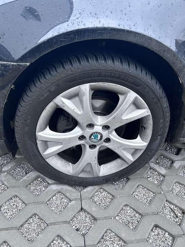 Gebraucht Skoda Octavia Ambiente 160 PS (117 kW) 2008 Schwarz Kombi