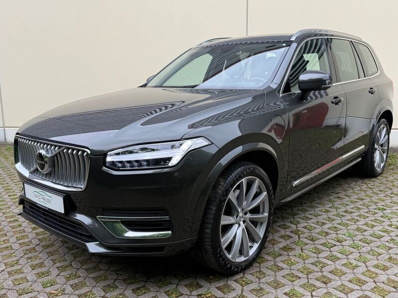 Grau Gebraucht 2021 Volvo XC90 SUV | 42.990 € (Fairer Preis) - Bild 1/4