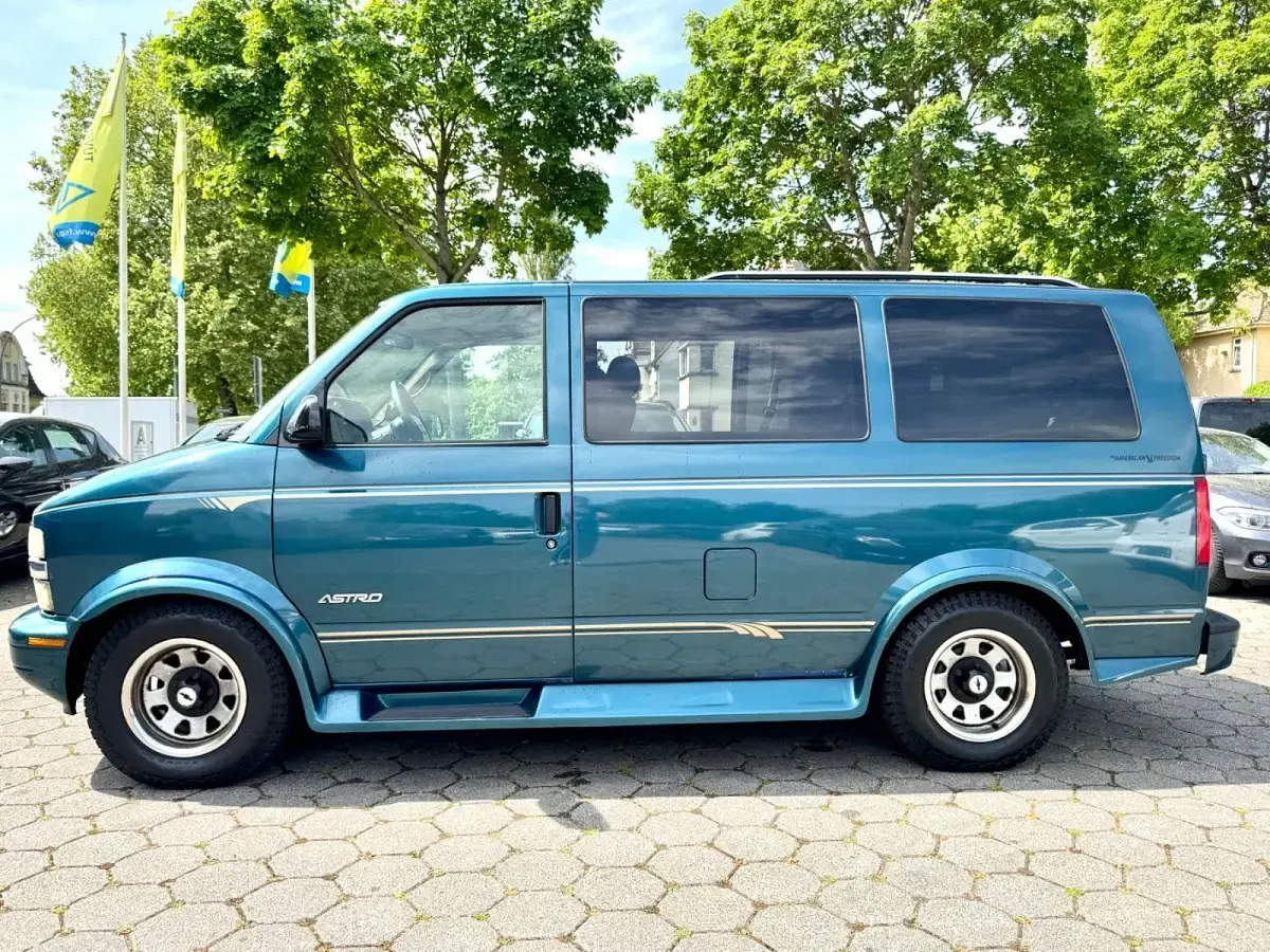 Gebraucht Chevrolet Astro 186 PS (136 kW) 1995 Grün Van / Kleinbus