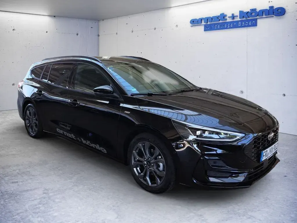 Gebraucht Ford Focus ST-Line X 125 PS (91 kW) 2024 Schwarz Limousine