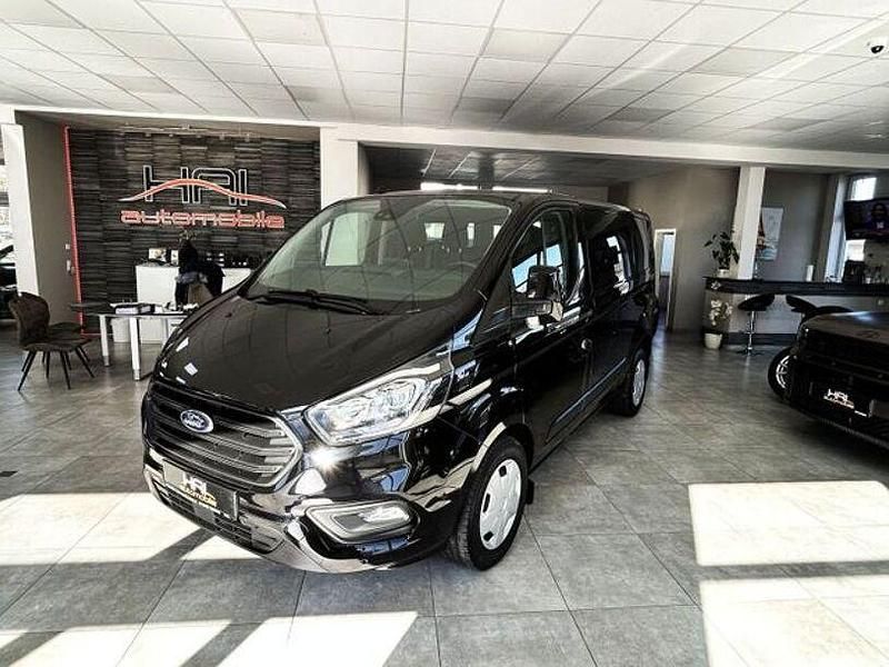 Gebraucht Ford Transit Custom 170 PS (125 kW) 2020 Agate black Van / Kleinbus