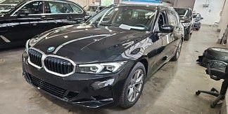 Schwarz Gebraucht 2023 BMW 320 Shadowline Limousine | 29.279 € - Bild 1/4