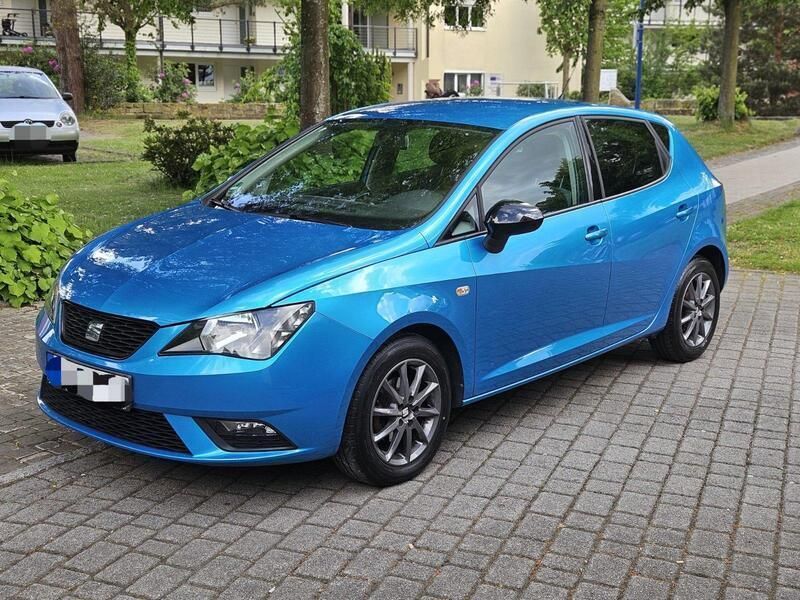 Blau Gebraucht 2016 Seat Ibiza Limousine | 7.450 € (Fairer Preis) - Bild 1/4