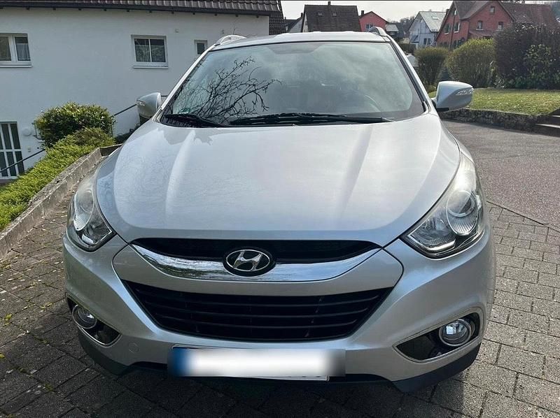 Silber Gebraucht 2012 Hyundai ix35 Comfort SUV | 8.500 € (Fairer Preis) - Bild 1/4