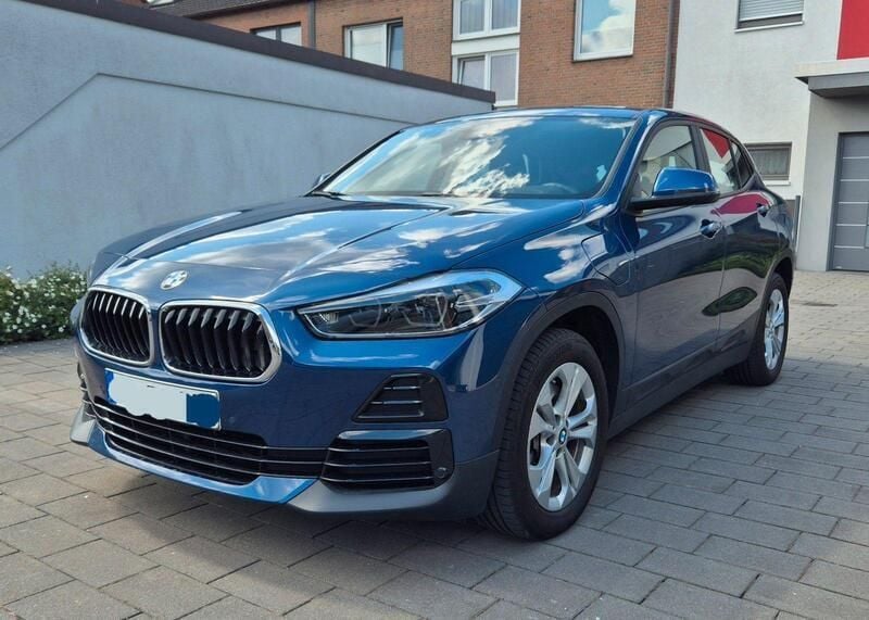 Blau Gebraucht 2021 BMW X2 Advantage SUV | 21.700 € (Superpreis) - Bild 1/4