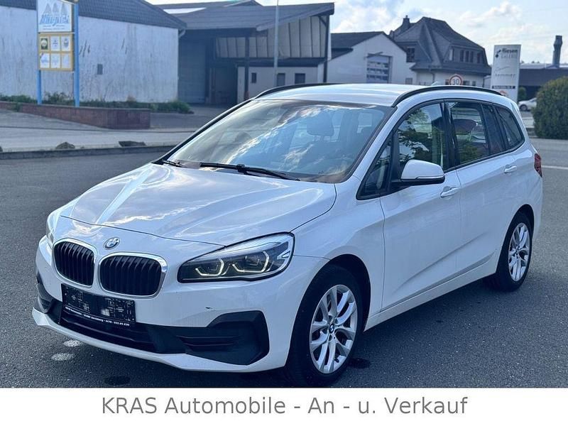 Weiß Gebraucht 2021 BMW 218 Gran Tourer Advantage Van / Kleinbus | 10.000 € (Fairer Preis) - Bild 1/4