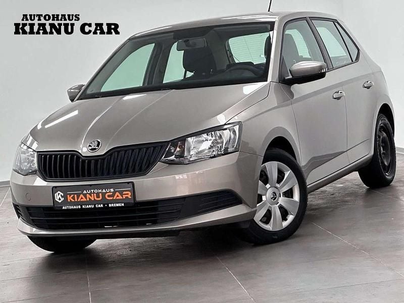 Beige Gebraucht 2017 Skoda Fabia Cool Edition Kleinwagen | 7.850 € (Guter Preis) - Bild 1/4