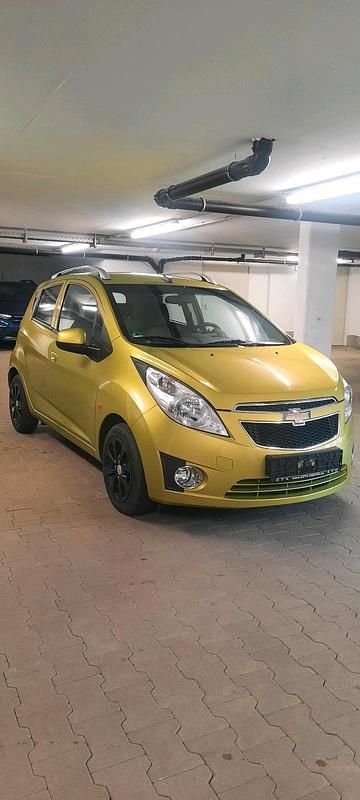 Gebraucht Chevrolet Spark 80 PS (58 kW) 2010 Grün Kleinwagen
